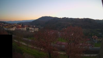 immagine della webcam nei dintorni di Sieci: webcam Pratovecchio