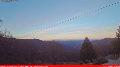 immagine della webcam nei dintorni di Brallo di Pregola: webcam Carrega Ligure