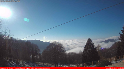 immagine della webcam nei dintorni di Brallo di Pregola: webcam Carrega Ligure