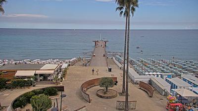 immagine della webcam nei dintorni di Spotorno: webcam Ceriale