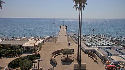 immagine della webcam nei dintorni di Giardini: webcam Ceriale