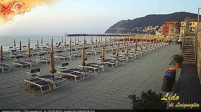 immagine della webcam nei dintorni di Imperia: webcam Laigueglia