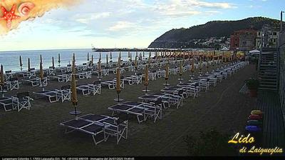immagine della webcam nei dintorni di Diano Marina: webcam Laigueglia