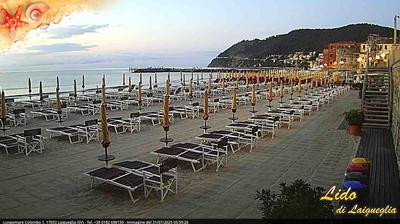 immagine della webcam nei dintorni di Aquila di Arroscia: webcam Laigueglia