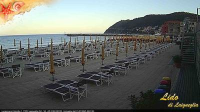 immagine della webcam nei dintorni di Imperia: webcam Laigueglia