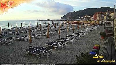 immagine della webcam nei dintorni di Marina Di Andora: webcam Laigueglia