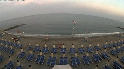 immagine della webcam nei dintorni di Borghetto Santo Spirito: webcam Pietra Ligure