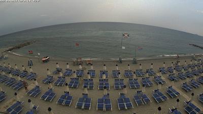 immagine della webcam nei dintorni di Finale Ligure: webcam Pietra Ligure