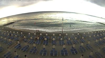 immagine della webcam nei dintorni di Voze: webcam Pietra Ligure