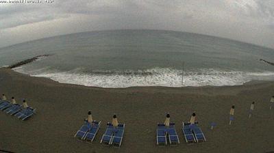 immagine della webcam nei dintorni di Bardineto: webcam Pietra Ligure