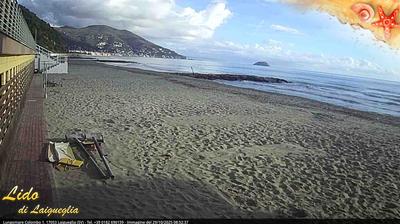 immagine della webcam nei dintorni di San Bartolomeo al Mare: webcam Laigueglia
