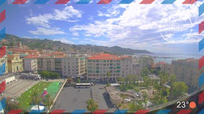 immagine della webcam nei dintorni di Costarainera: webcam Sanremo