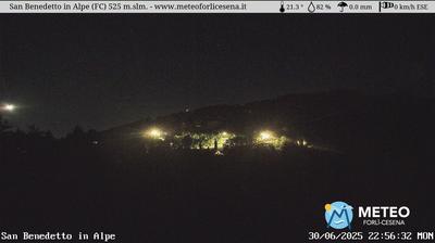 immagine della webcam nei dintorni di Stia: webcam San Benedetto in Alpe
