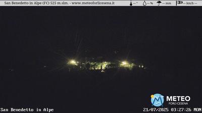 immagine della webcam nei dintorni di Casola Valsenio: webcam San Benedetto in Alpe