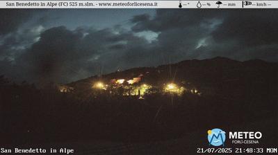 immagine della webcam nei dintorni di Casola Valsenio: webcam San Benedetto in Alpe