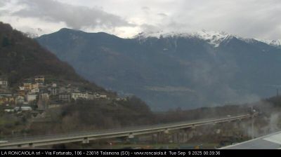immagine della webcam nei dintorni di Chiesa in Valmalenco: webcam Talamona