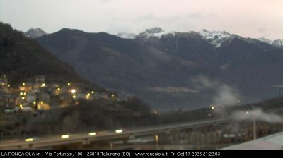 immagine della webcam nei dintorni di Piazzatorre: webcam Talamona
