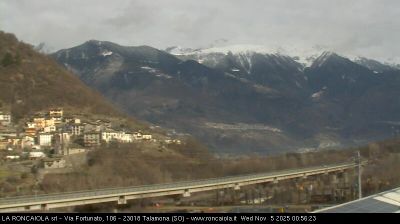 immagine della webcam nei dintorni di Val di Mello: webcam Talamona