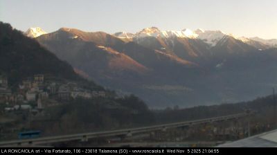 immagine della webcam nei dintorni di Forcola: webcam Talamona