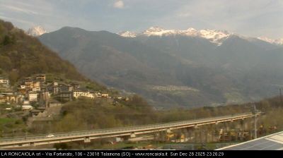 immagine della webcam nei dintorni di Albaredo per San Marco: webcam Talamona