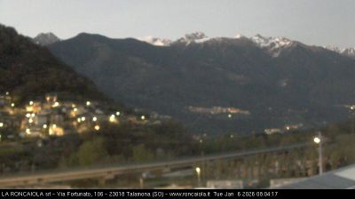 immagine della webcam nei dintorni di Albaredo per San Marco: webcam Talamona