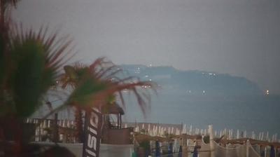 immagine della webcam nei dintorni di Serrara Fontana: webcam Lago Patria
