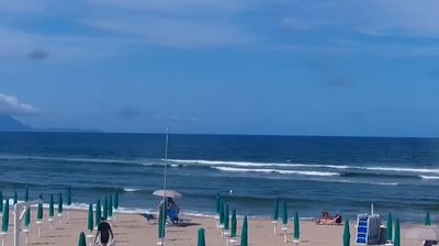 immagine della webcam nei dintorni di Ischitella Lido: webcam Lago Patria