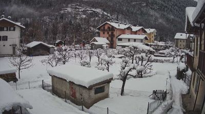 immagine della webcam nei dintorni di Bielmonte: webcam Pila
