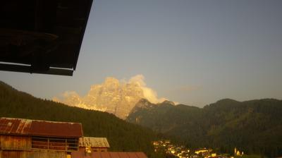immagine della webcam nei dintorni di San Vito di Cadore: webcam Santa Fosca