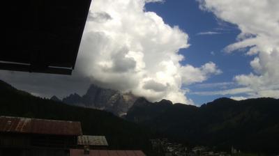 immagine della webcam nei dintorni di Cortina d'Ampezzo: webcam Selva di Cadore
