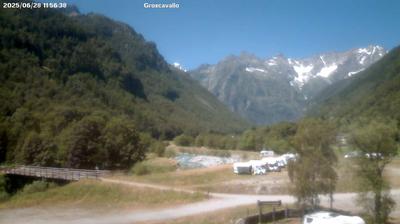 immagine della webcam nei dintorni di Pian della Mussa: webcam Forno Alpi Graie