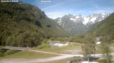 immagine della webcam nei dintorni di Mezzenile: webcam Groscavallo