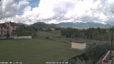 immagine della webcam nei dintorni di Gualdo Tadino: webcam Fabriano