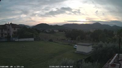 immagine della webcam nei dintorni di Assisi: webcam Fabriano
