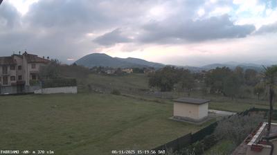immagine della webcam nei dintorni di Maiolati Spontini: webcam Fabriano