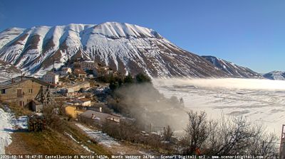 immagine della webcam nei dintorni di Ussita: webcam Castelluccio Norcia