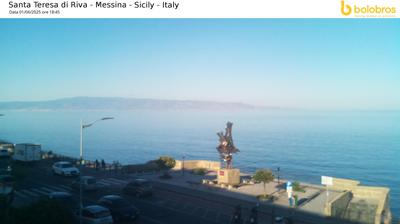 immagine della webcam nei dintorni di Reggio Calabria: webcam Santa Teresa di Riva