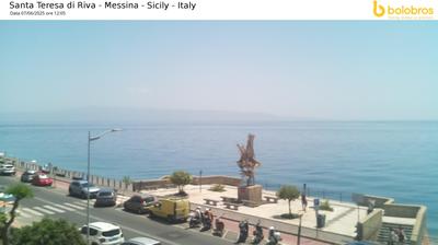 immagine della webcam nei dintorni di Barcellona Pozzo di Gotto: webcam Santa Teresa di Riva