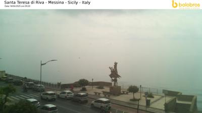 immagine della webcam nei dintorni di Reggio Aeroporto dello Stretto: webcam Santa Teresa di Riva