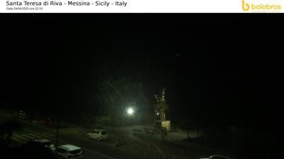 immagine della webcam nei dintorni di Reggio Calabria: webcam Santa Teresa di Riva