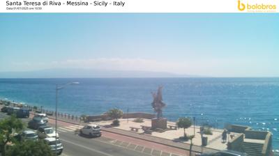 immagine della webcam nei dintorni di Reggio Calabria: webcam Santa Teresa di Riva