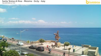 immagine della webcam nei dintorni di Santa Maria La Strada: webcam Santa Teresa di Riva