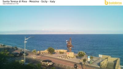 immagine della webcam nei dintorni di Reggio Calabria: webcam Santa Teresa di Riva