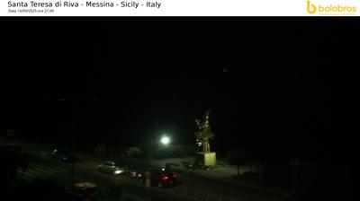 immagine della webcam nei dintorni di Mandanici: webcam Santa Teresa di Riva