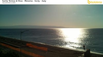 immagine della webcam nei dintorni di Scaletta Zanclea: webcam Santa Teresa di Riva