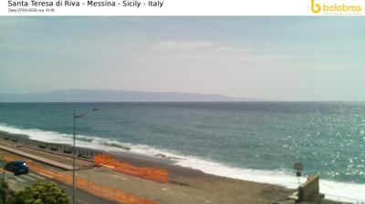 immagine della webcam nei dintorni di Barcellona Pozzo di Gotto: webcam Santa Teresa di Riva