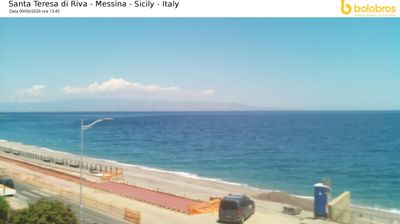 immagine della webcam nei dintorni di Taormina: webcam Santa Teresa di Riva