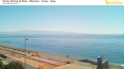 immagine della webcam nei dintorni di Taormina: webcam Santa Teresa di Riva