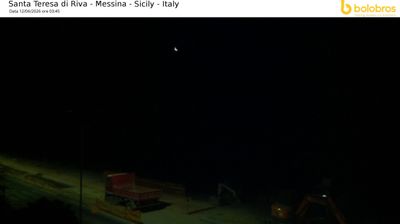 immagine della webcam nei dintorni di Sant'Alessio Siculo: webcam Santa Teresa di Riva