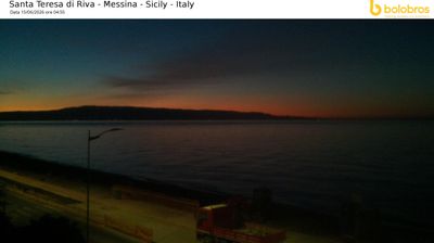 immagine della webcam nei dintorni di Scaletta Marina: webcam Santa Teresa di Riva